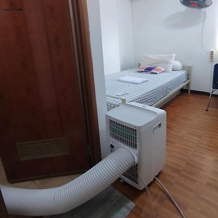 Amazing View Apartment At Kemayoran Jiexpo -Min Stay 3 Nights- Jakarta Exterior photo